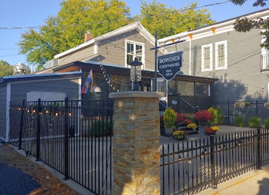 michigan/saugatuck/landmark/bowdies-chophouse