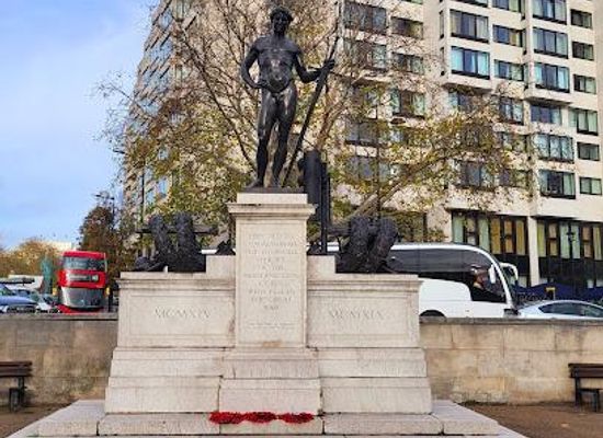 united-kingdom/sussex/landmark/machine-gun-corps-memorial