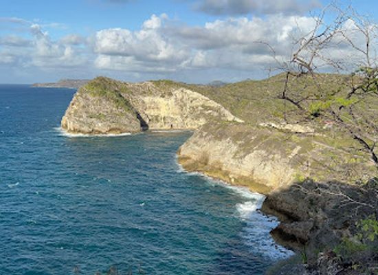 antigua-and-barbuda/half-moon-bay/landmark/soldier-point