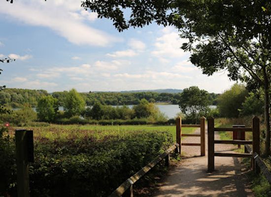 united-kingdom/cheshire/attraction/astbury-mere-country-park-2