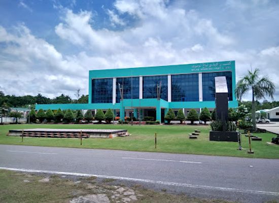 brunei/ulu-belait/landmark/liang-lumut-recreational-club