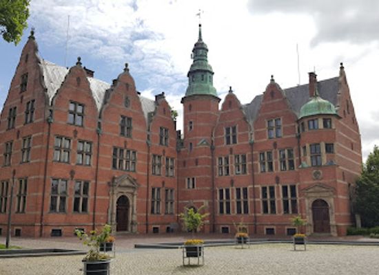 germany/east-frisia/landmark/pingelhus