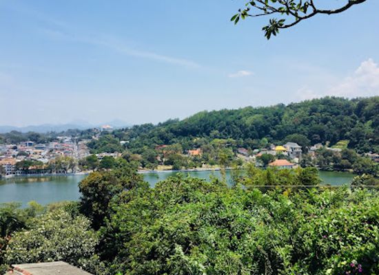sri-lanka/central-province/landmark/arthur-s-seat-view-point-kandy
