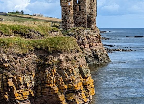 united-kingdom/caithness/landmark/old-keiss-castle