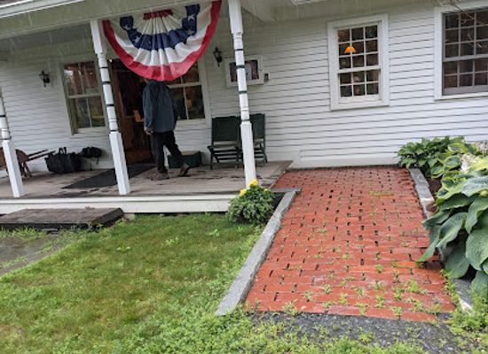 vermont/upper-valley/landmark/lyme-historians