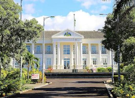 dominica/saint-george/landmark/government-house-president-residence