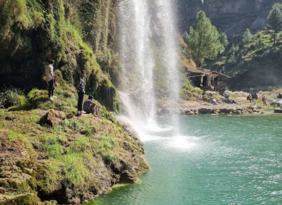 pakistan/abbottabad/landmark/sajikot-waterfall