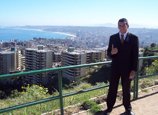 chile/vina-del-mar/renaca/landmark/mirador-pablo-neruda