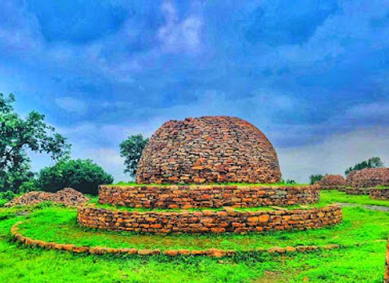 india/central-india/landmark/deur-kothar-buddhist-stupa