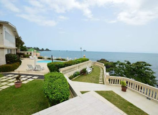 cameroon/limbe-beach/landmark/the-beach-house-botaland