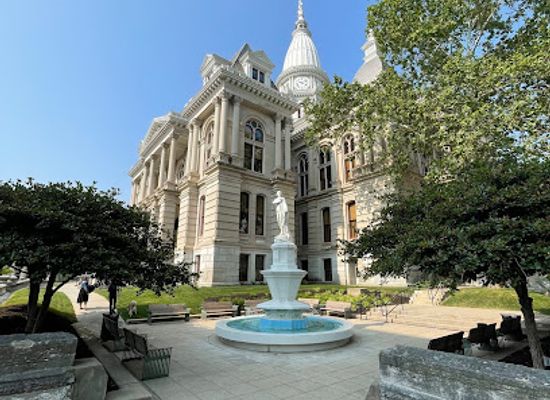 indiana/lafayette/landmark/lafayette-fountain