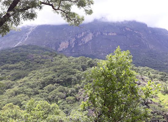 malawi/thyolo-highlands/landmark/likhubula-falls-dziwe-la-nkhalamba