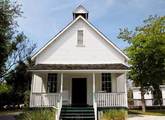 florida/southwest-florida/landmark/sanibel-historical-museum-and-village