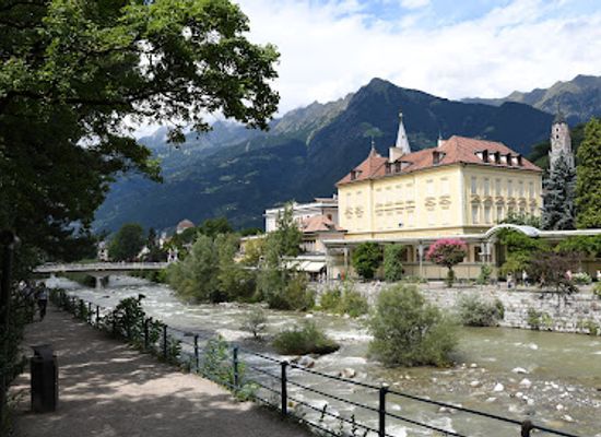 italy/alto-adige/landmark/wandelhalle