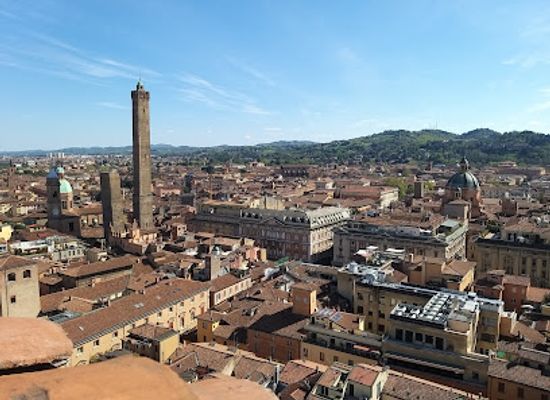italy/bologna/landmark/torre-prendiparte-sky-experience