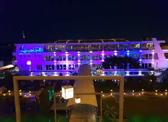iraq/diyala-region/landmark/jadiriyah-floating-restaurant