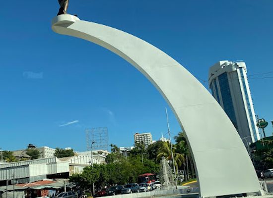 mexico/acapulco/landmark/diana-the-huntress
