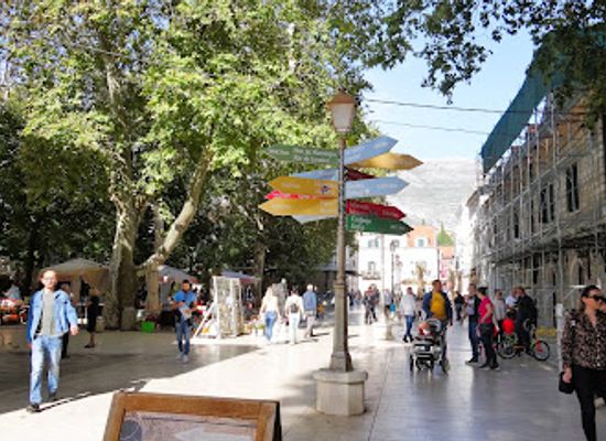 bosnia-and-herzegovina/trebinje/landmark/spomenik-herojima-za-slobodu