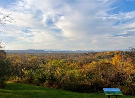 new-york/hudson-valley/landmark/peach-hill-park