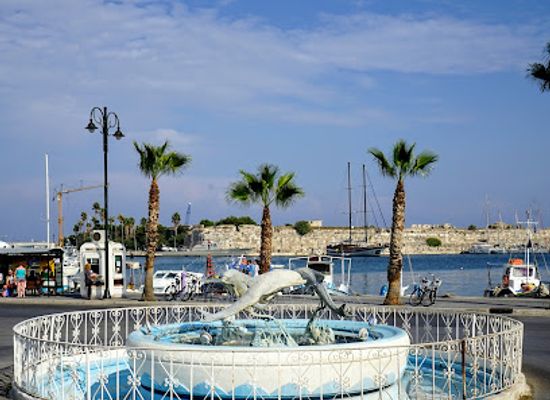 greece/kos/kos-town/landmark/dolphin-square