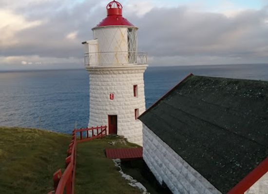 faroe-islands/hvalvik/landmark/nolsoy-lighthouse