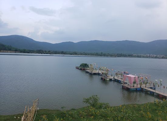 cambodia/kampong-speu/landmark/tumnob-sla-resort