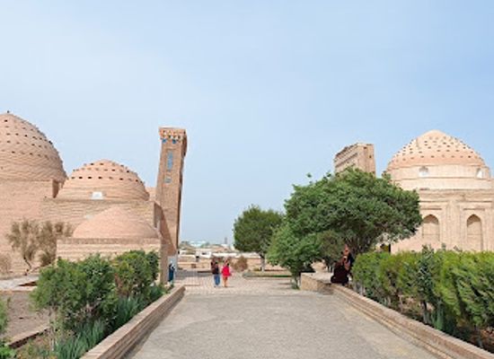 turkmenistan/dasoguz-region/landmark/sultan-ali-mausoleum