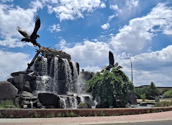 idaho/idaho-falls/landmark/giant-eagle-waterfall-nest