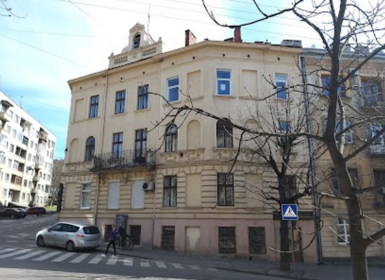 ukraine/lviv-region/landmark/budynok-u-yakomu-narodivsya-roman-shukhevych