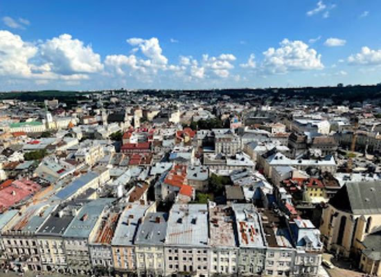 ukraine/lviv/rynok-square/landmark/observation-tower-at-lviv-city-hall