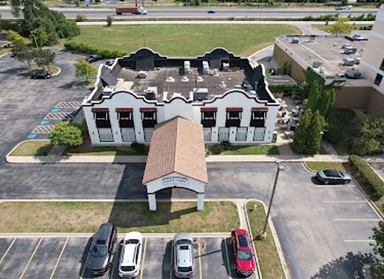 illinois/bolingbrook/landmark/goat-vine-restaurant-winery