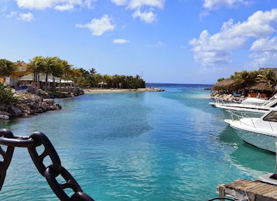 curacao/playa-santa-cruz/landmark/curacao-sea-aquarium