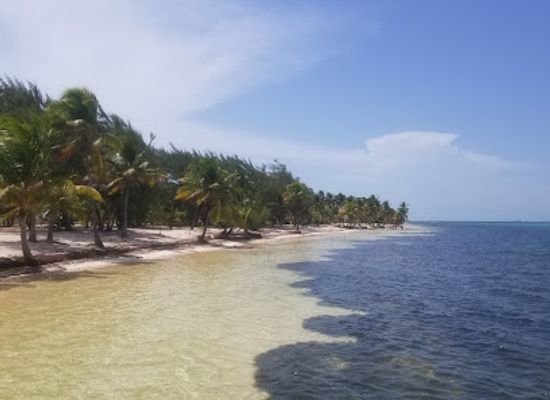 belize/caye-caulker/landmark/caye-chapel