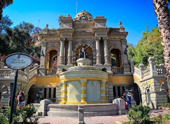 chile/metropolitan-region-of-santiago/landmark/santa-lucia-hill