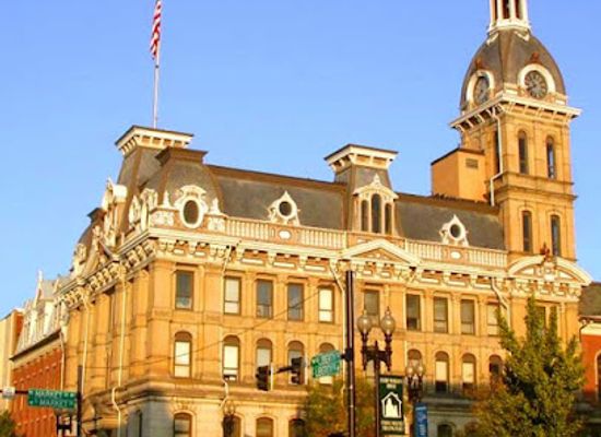 ohio/wooster/landmark/main-street-wooster