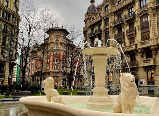 spain/bilbao/landmark/jado-plaza