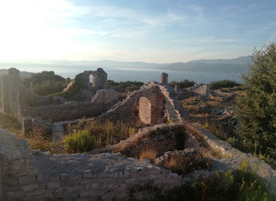 croatia/brac-island/landmark/mirje