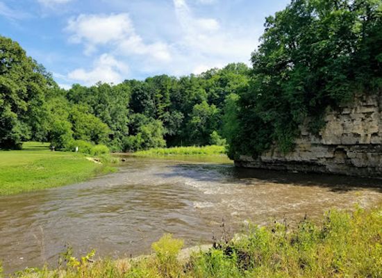 illinois/rock-river-valley/landmark/apple-river-canyon-state-park