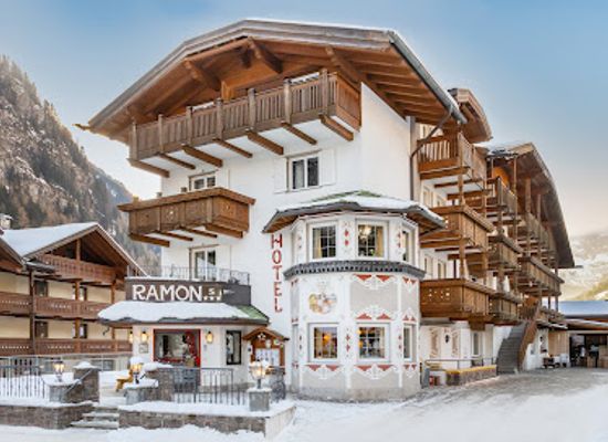 italy/val-di-fassa/landmark/hotel-ramon