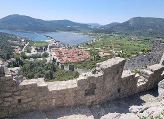 croatia/peljesac-peninsula/landmark/koruna-fort
