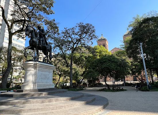 colombia/medellin/la-candelaria/landmark/parque-de-bolivar