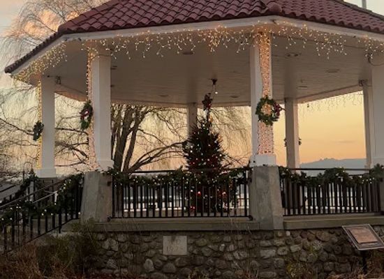 new-york/long-island/landmark/main-street-historic-district-cold-spring-harbor-new-york