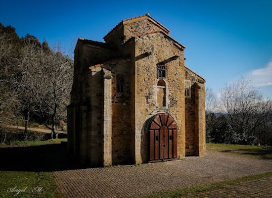 spain/oviedo/landmark/church-of-san-miguel-de-lillo