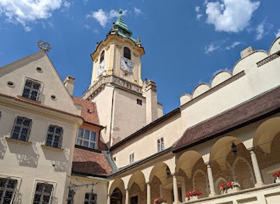 slovakia/bratislava/landmark/apponyi-palace