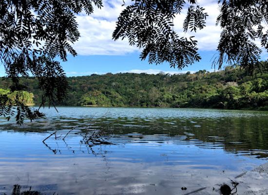 comoros/dziani-dzaha-crater-lake/landmark/dziani-boundouni