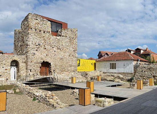 kosovo/vushtrri/landmark/kalaja-e-vjeter-e-vushtrrise