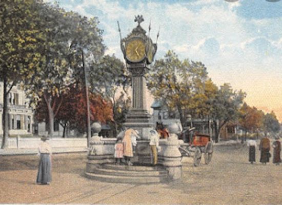 massachusetts/brockton/landmark/snow-fountain-and-clock