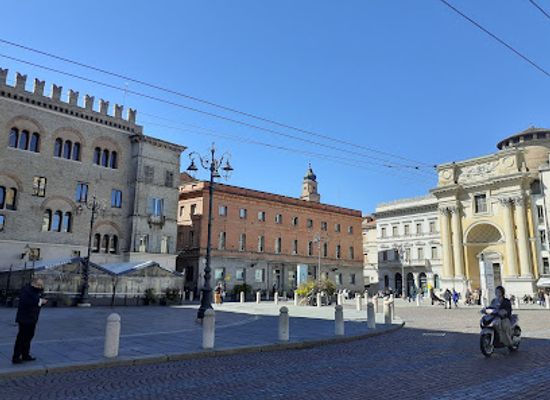 italy/parma/landmark/giuseppe-garibaldi-monument