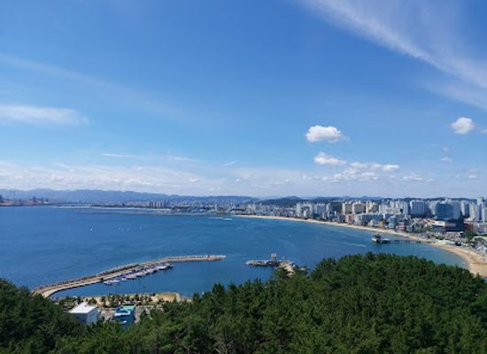 south-korea/pohang/landmark/hwanho-sunrise-park