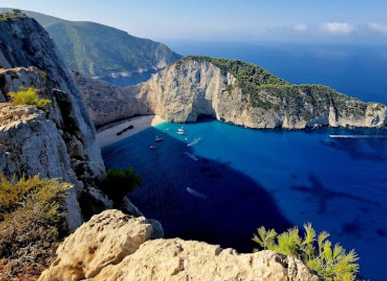 greece/zakynthos/landmark/navagio-beach-viewpoint
